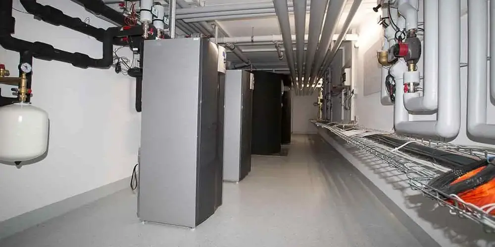 Cascade connection of two alpha innotec brine/water heat pumps